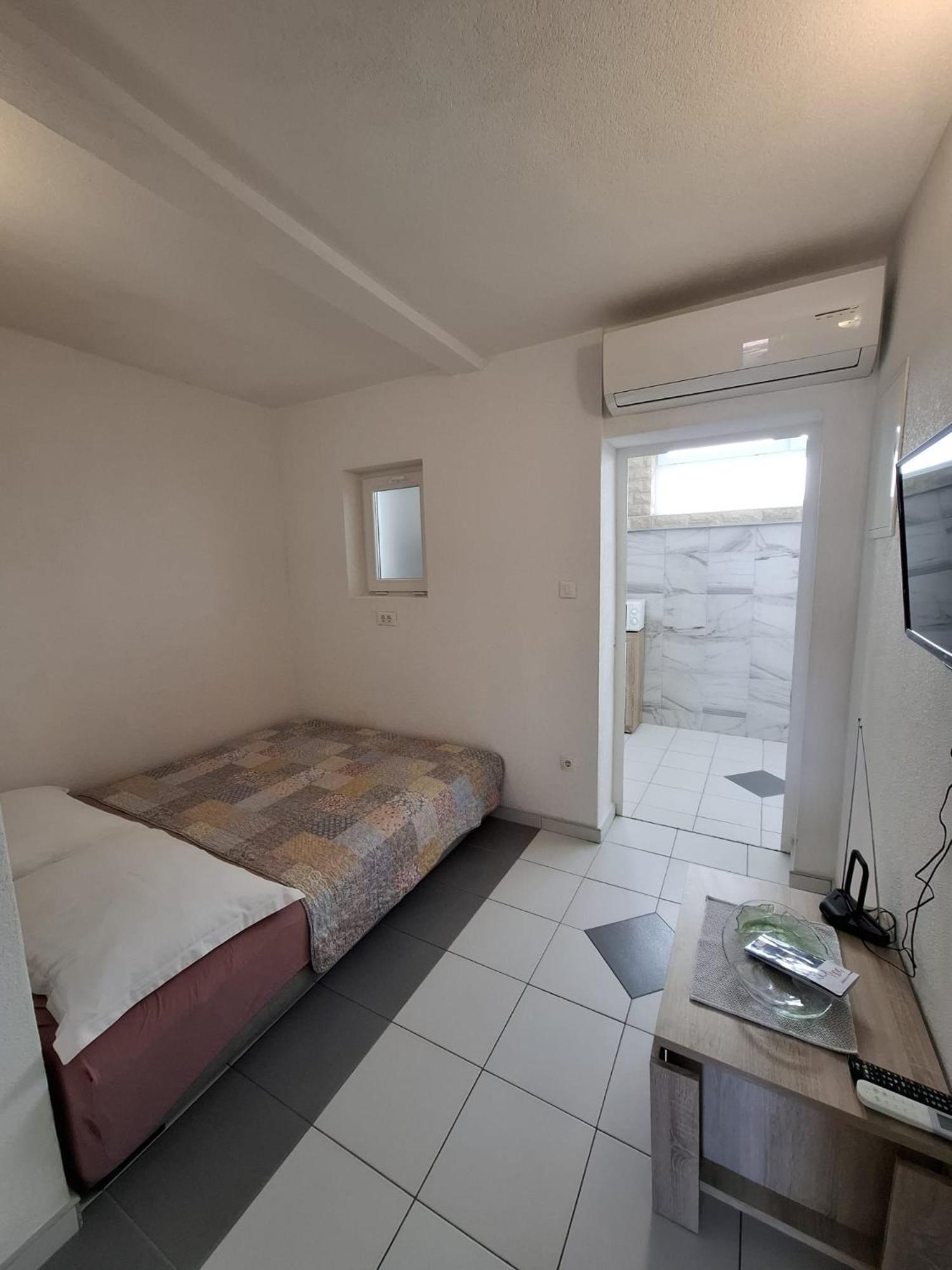Apartmani Luka Baška Voda Eksteriør bilde