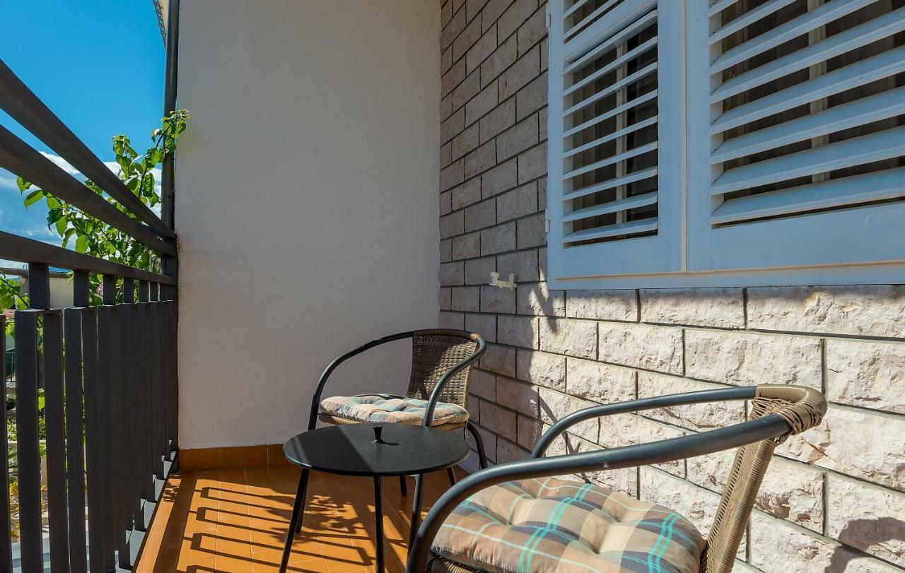 Apartmani Luka Baška Voda Eksteriør bilde